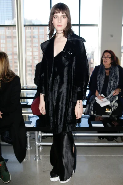 Look 2